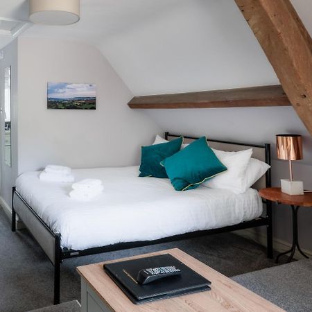 The Coach House Beautiful Georgian Apartment Wifi And Parking Near Bath Box  Dış mekan fotoğraf